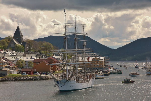 Etappe 11: Kristiansund – Haugesund. 06.08.27-10.08.27