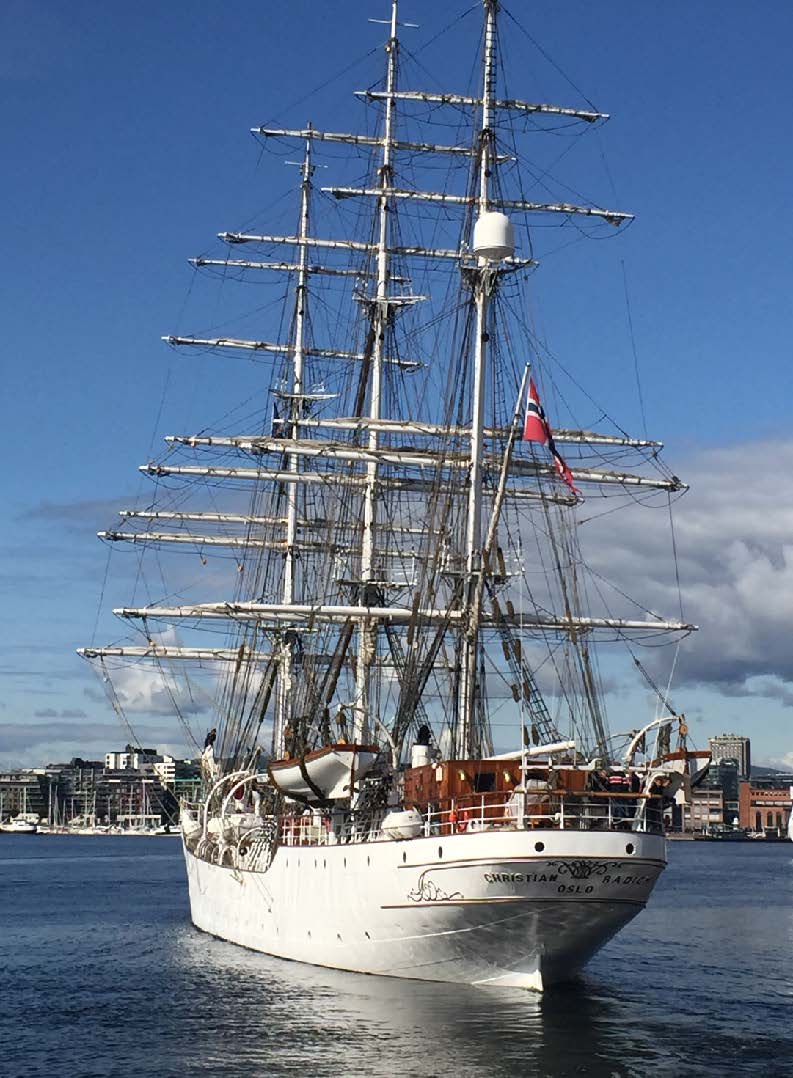 Jubileumsfjordtur for tidligere helårselever